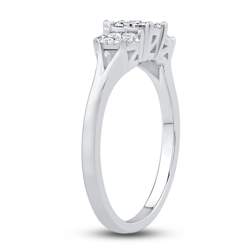 Main Image 2 of Diamond 3-Stone Style Ring 1/4 ct tw Round 10K White Gold