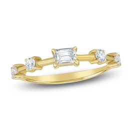 Jared Signature Emerald & Round-Cut Lab-Grown Diamond Station Ring 1/2 ct tw 14K Yellow Gold