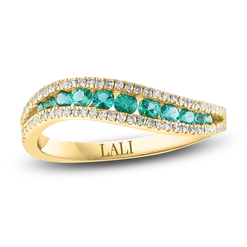 9ct yellow gold Natural Emerald & Diamond ring. 9ct yellow gold Natural Emerald & Diamond ring.