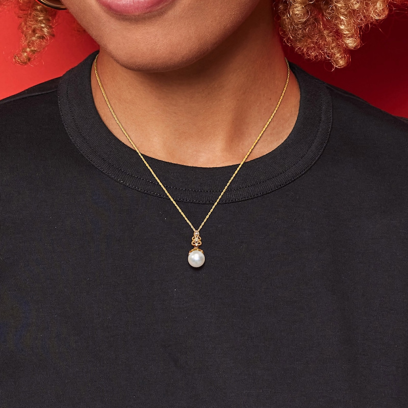 Main Image 4 of Cultured Pearl Necklace 1/20 ct tw Diamonds 14K Yellow Gold