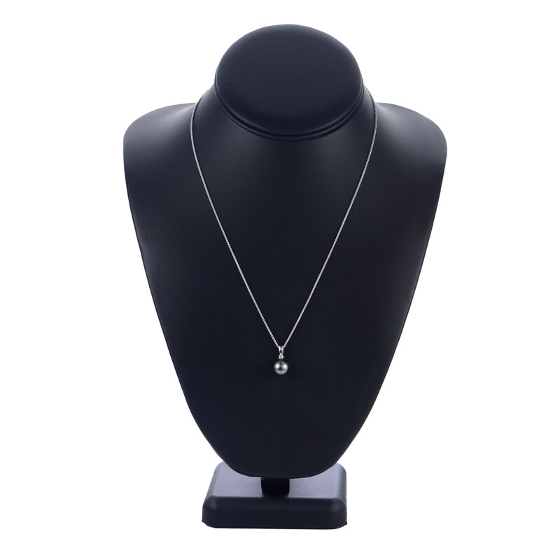 Main Image 2 of Tahitian Cultured Pearl Necklace 1/20 ct tw Diamonds 14K White Gold
