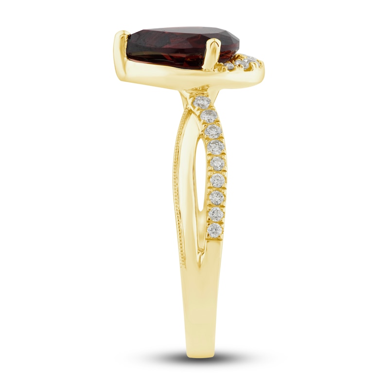 Main Image 3 of Natural Garnet Ring 1/5 ct tw Diamonds 10K Yellow Gold