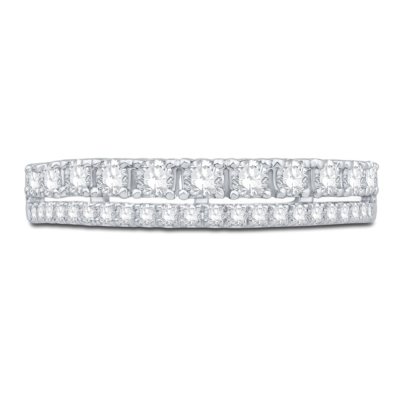 Main Image 3 of Diamond Anniversary Ring 5/8 ct tw Round 14K White Gold