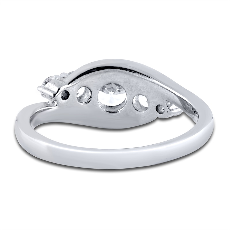 Main Image 3 of Diamond 5-Stone Engagement Ring 1 ct tw Round 14K White Gold