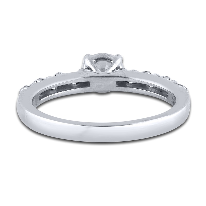 Main Image 3 of Diamond Engagement Ring 3/4 ct tw Round Platinum