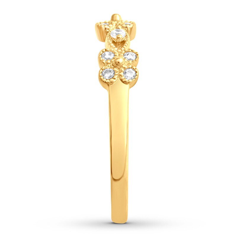 Diamond Wedding Band 1/6 ct tw Round Bezel-set 14K Yellow Gold