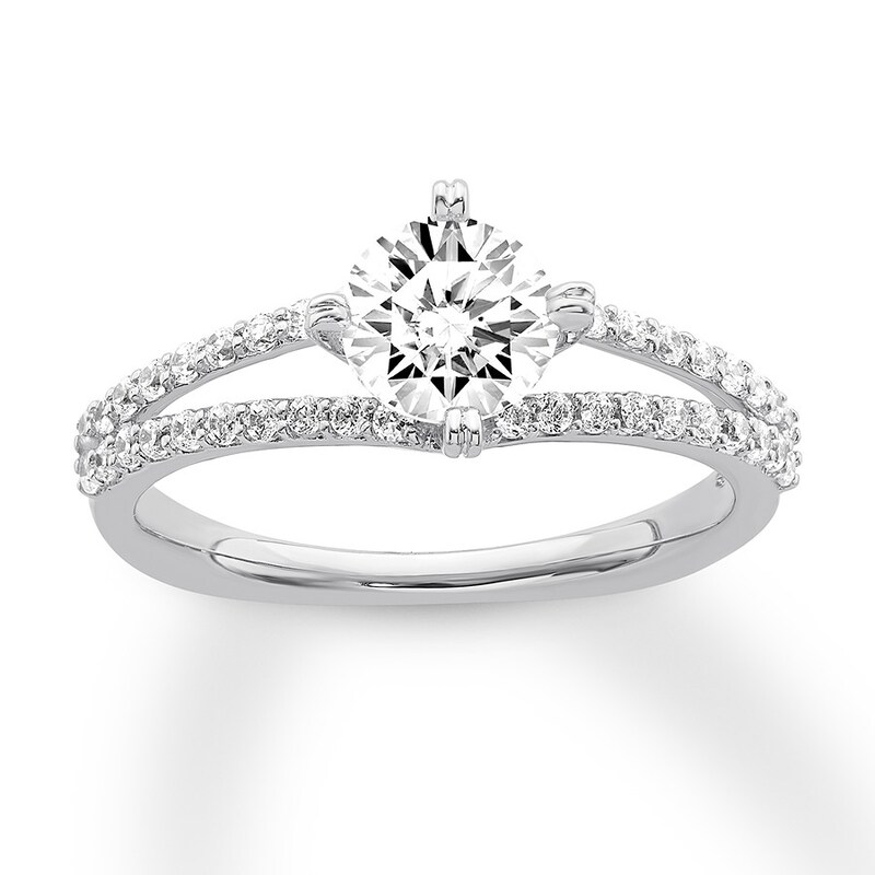 Diamond Engagement Ring Setting 1/3 ct tw Round Platinum