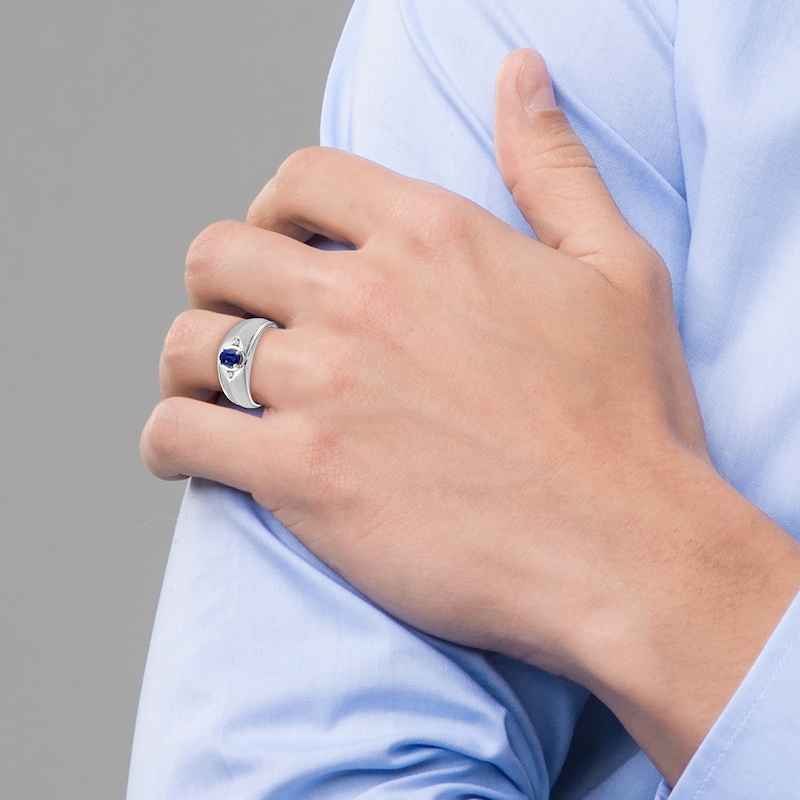 Main Image 4 of Men's Natural Blue Sapphire Ring Diamond Accents 14K White Gold
