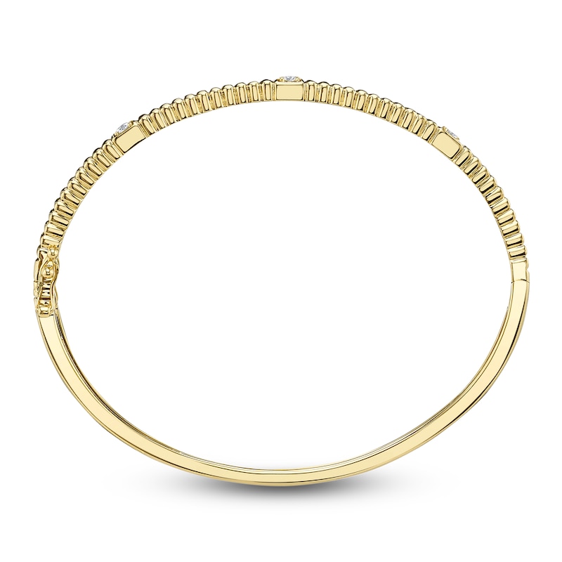 Main Image 2 of Shy Creation Diamond Grooved Slim Bangle Bracelet 1/8 ct tw 14K Yellow Gold J-SC22009466ZS