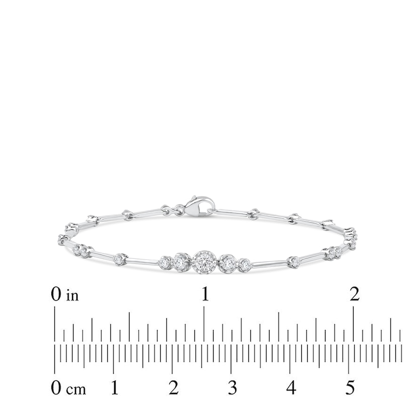 Main Image 4 of Lab-Grown Diamond Graduated Buttercup Link & Bar Bracelet 3/4 ct tw 14K White Gold 7.25"