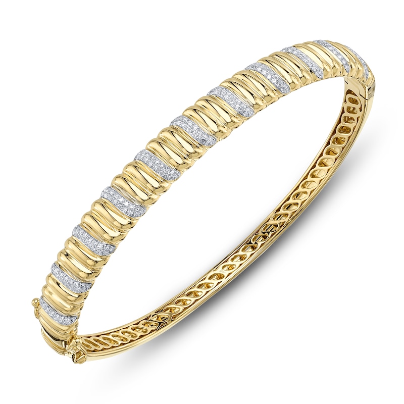 Main Image 2 of Shy Creation Diamond Curve Bangle 3/8 ct tw 14K Yellow Gold J-SC55025333RDZS