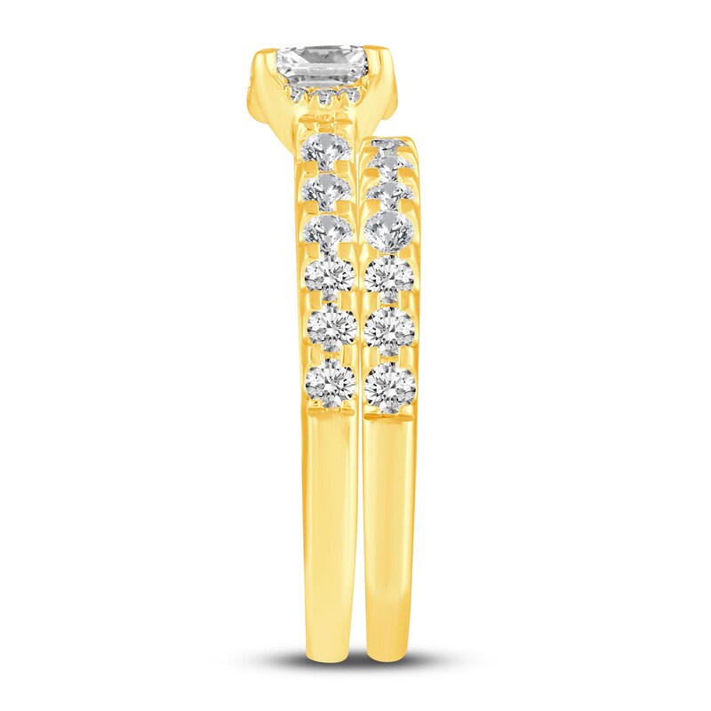 Main Image 3 of Diamond Bridal Set 1-1/2 ct tw Princess/Round 14K Yellow Gold
