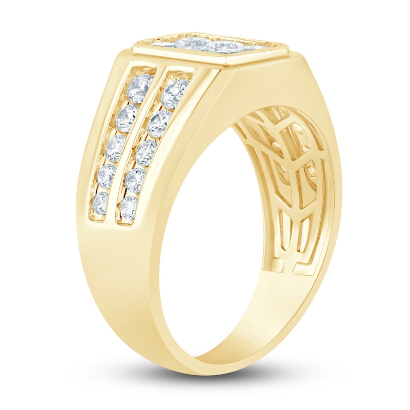 Main Image 2 of Men's Diamond Wedding Band 2 ct tw Square-cut/Round 14K Yellow Gold