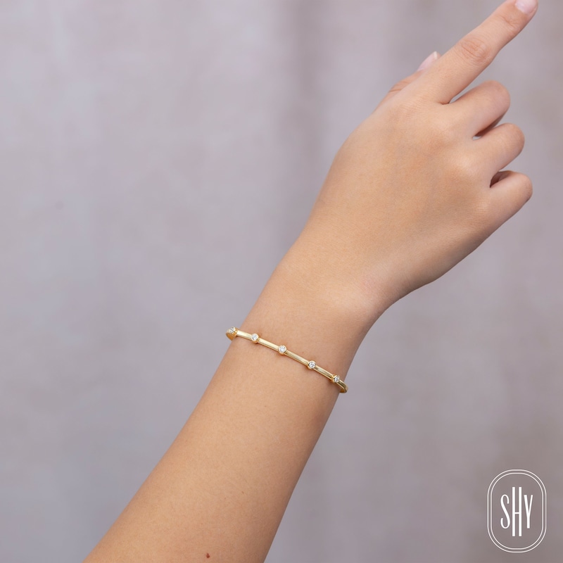 Main Image 4 of Shy Creation Bezel-Set Diamond Station Bangle Bracelet 1/3 ct tw 14K Yellow Gold