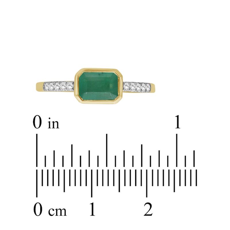 Main Image 3 of Emerald-Cut Emerald & Diamond Ring 1/10 ct tw 14K Yellow Gold