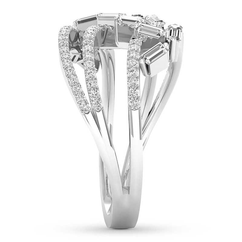Diamond Ring 5/8 carat tw Baguette/Round 14K White Gold