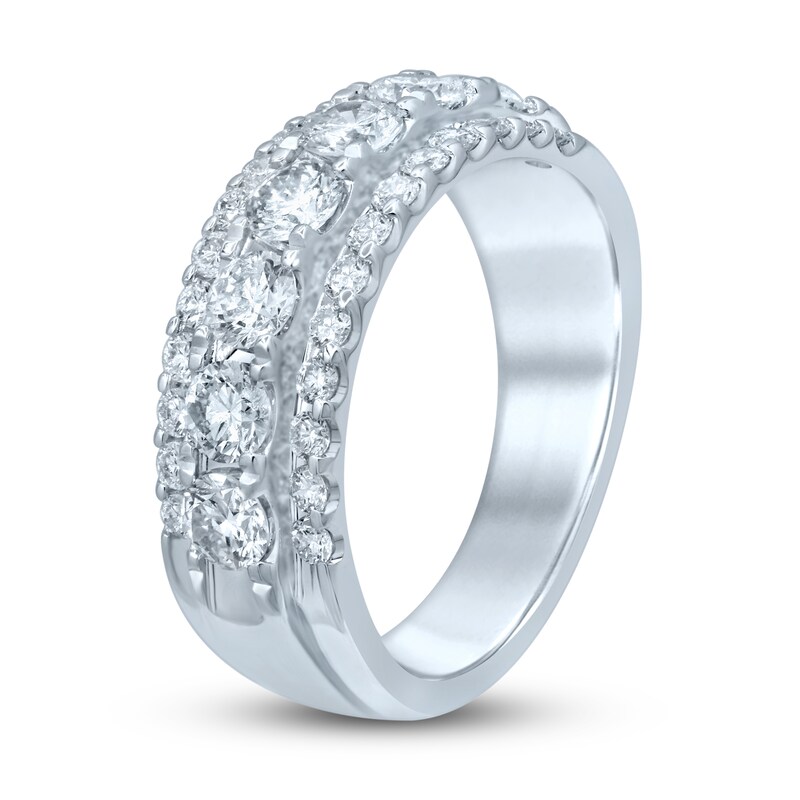 Main Image 2 of Diamond Anniversary Ring 1 1/2 ct tw Round 14K White Gold
