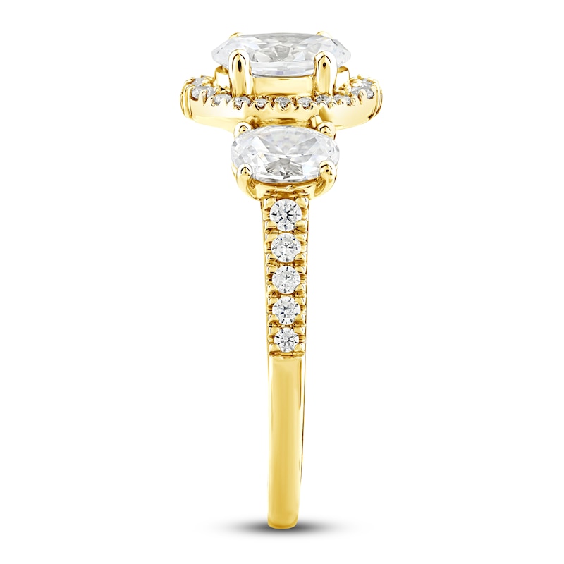 Main Image 3 of Diamond 3-Stone Engagement Ring 2-1/4 ct tw Oval/Round 14K Yellow Gold