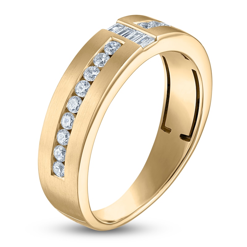 Main Image 2 of Men's Certified Baguette & Round-Cut Diamond Wedding Band 1/2 ct tw 14K Yellow Gold