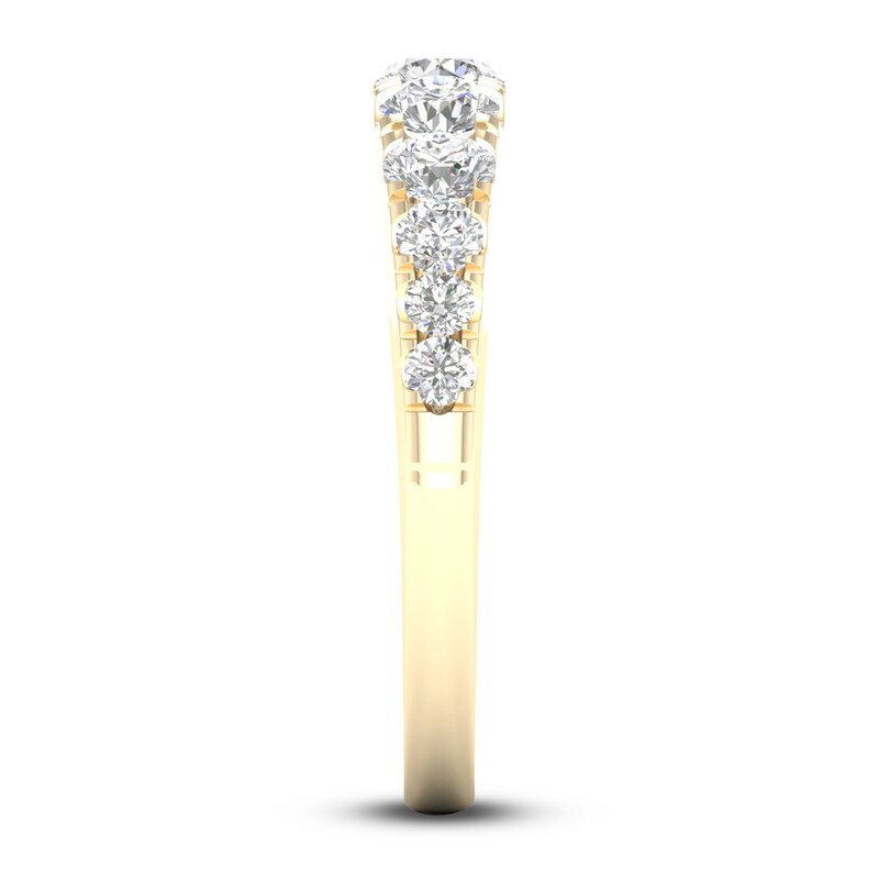 Main Image 3 of Graduated Diamond Anniversary Band 1 ct tw Round 14K Yellow Gold