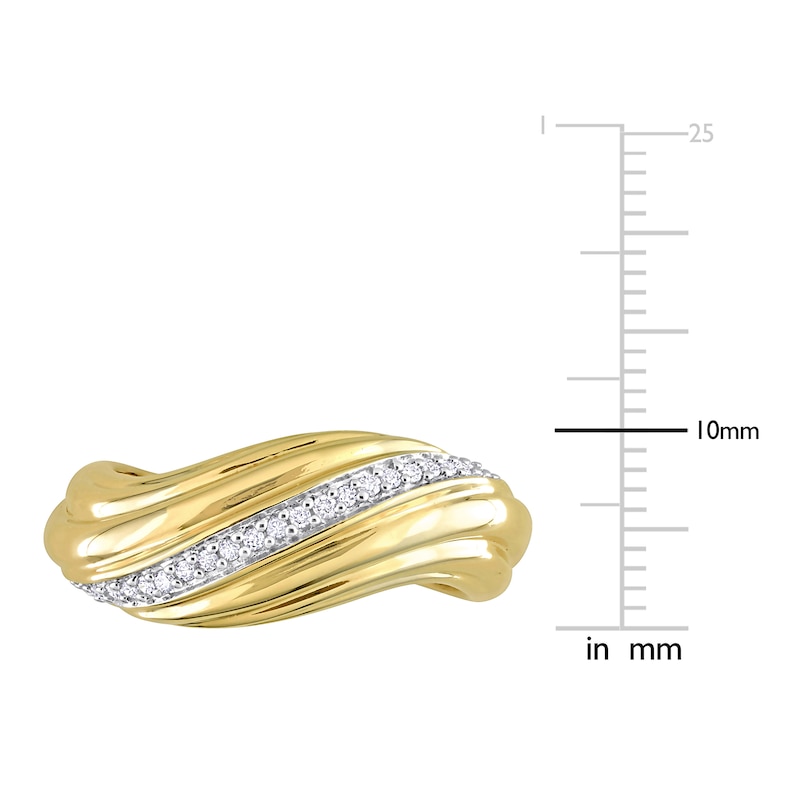 Main Image 4 of Diamond Swirl Ring 1/10 ct tw Round 14K Yellow Gold