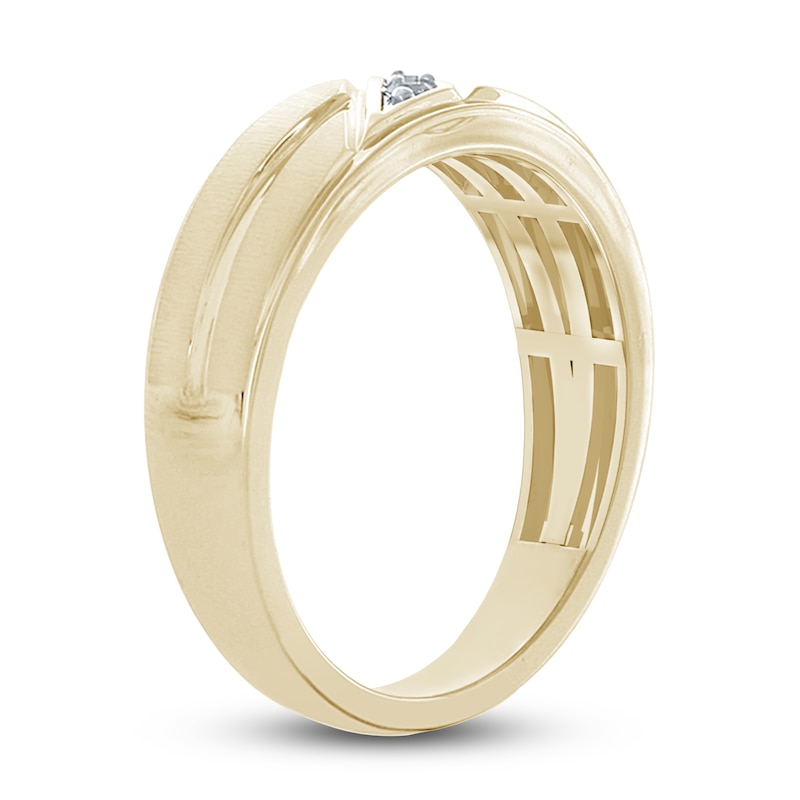 Main Image 4 of Men's Diamond Wedding Band 1/10 ct tw Round 14K Yellow Gold
