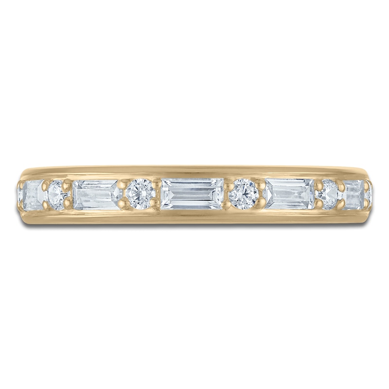 Main Image 3 of Vera Wang VOW Round & Baguette-Cut Lab-Grown Diamond Wedding Band 1/2 ct tw 14K Yellow Gold