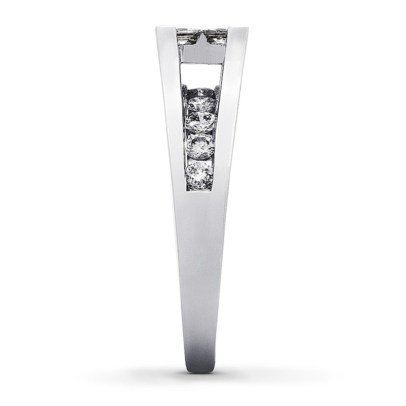 Main Image 3 of Previously Owned Diamond Engagement Ring 1-1/5 ct tw Princess & Round-cut 14K White Gold