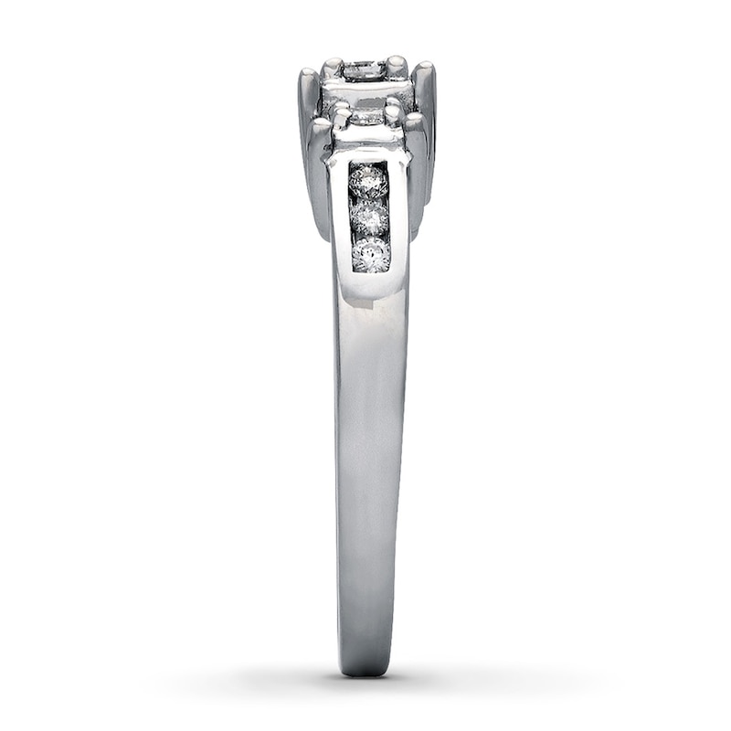 Previously Owned 3-Stone Diamond Ring 1/4 ct tw Princess & Round-cut 14K White Gold