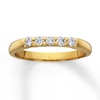 Thumbnail Image 0 of Previously Owned Anniversary Ring 1/4 ct tw Round-cut Diamonds 14K Yellow Gold