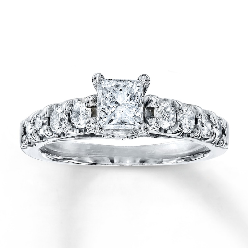 Main Image 1 of Previously Owned Ring 1-3/8 ct tw Diamonds 14K White Gold
