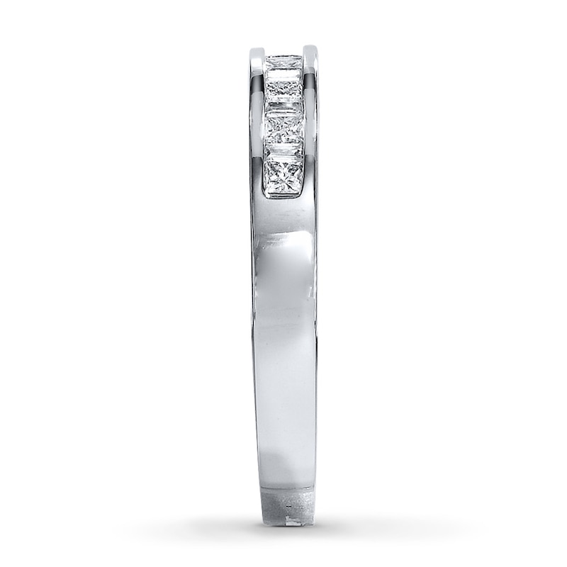 Previously Owned Diamond Band 1/3 ct tw 14K White Gold