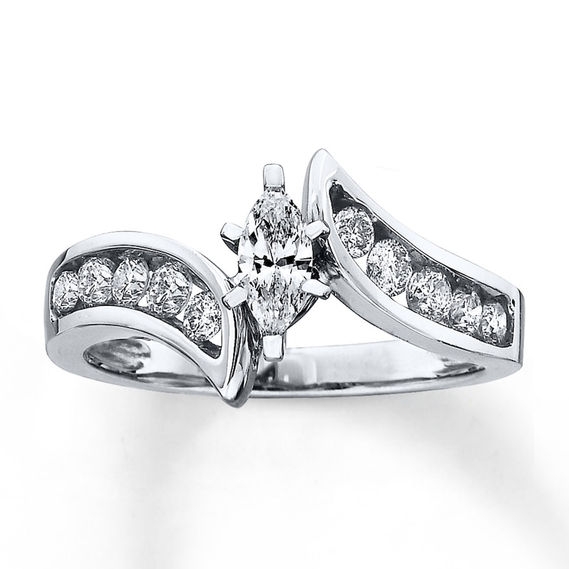 Main Image 1 of Previously Owned Diamond Ring 3/4 ct tw Marquise 14K White Gold