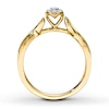 Previously Owned Ring 1/6 ct tw Round-cut Diamonds 10K Yellow Gold