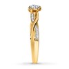 Previously Owned Ring 1/6 ct tw Round-cut Diamonds 10K Yellow Gold