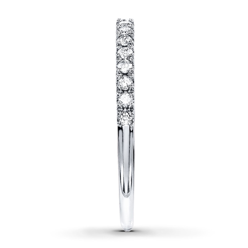 Main Image 3 of Previously Owned Diamond Wedding Band 1/4 ct tw Round-cut 10K White Gold