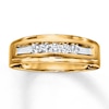 Thumbnail Image 0 of Previously Owned Men's Diamond Wedding Band 1/4 ct tw Round-cut 10K Yellow Gold