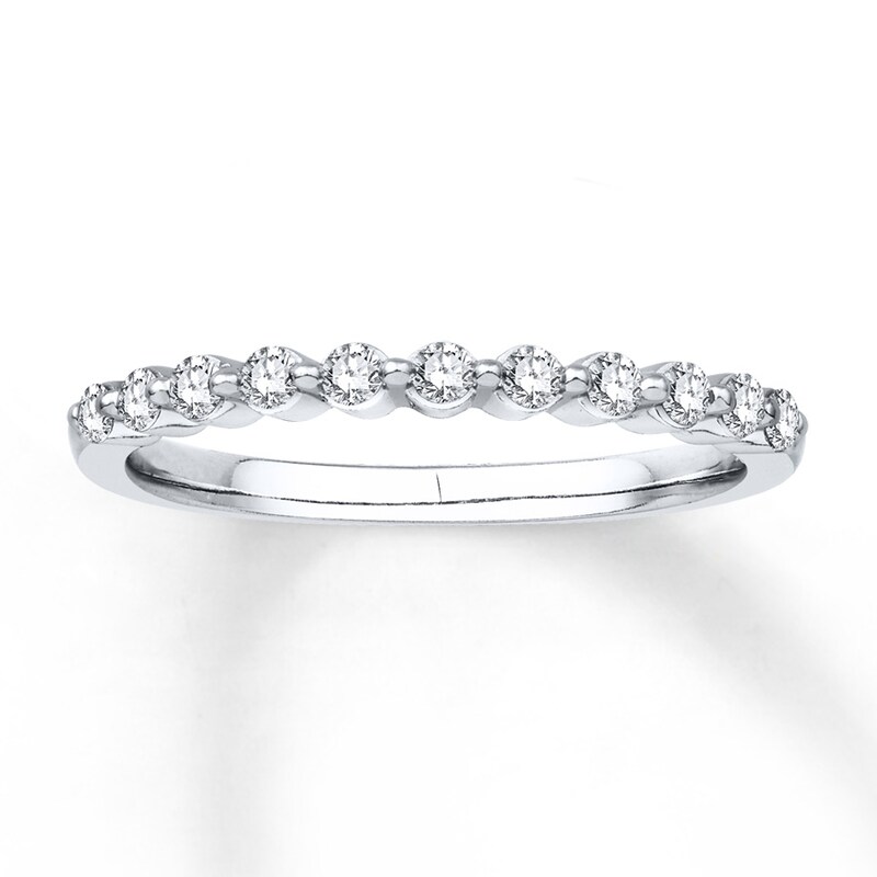 Main Image 1 of Previously Owned Diamond Anniversary Band 1/4 ct tw Round-cut 14K White Gold