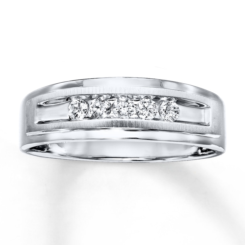 Main Image 1 of Previously Owned Men's Diamond Band 1/4 ct tw Round 10K White Gold