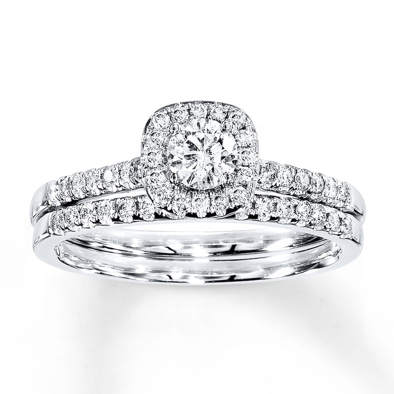 Main Image 1 of Previously Owned Diamond Bridal Set 1/2 ct tw Round-cut 14K White Gold