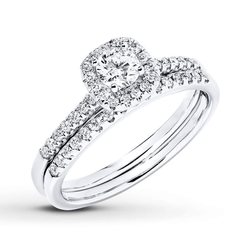 Main Image 4 of Previously Owned Diamond Bridal Set 1/2 ct tw Round-cut 14K White Gold