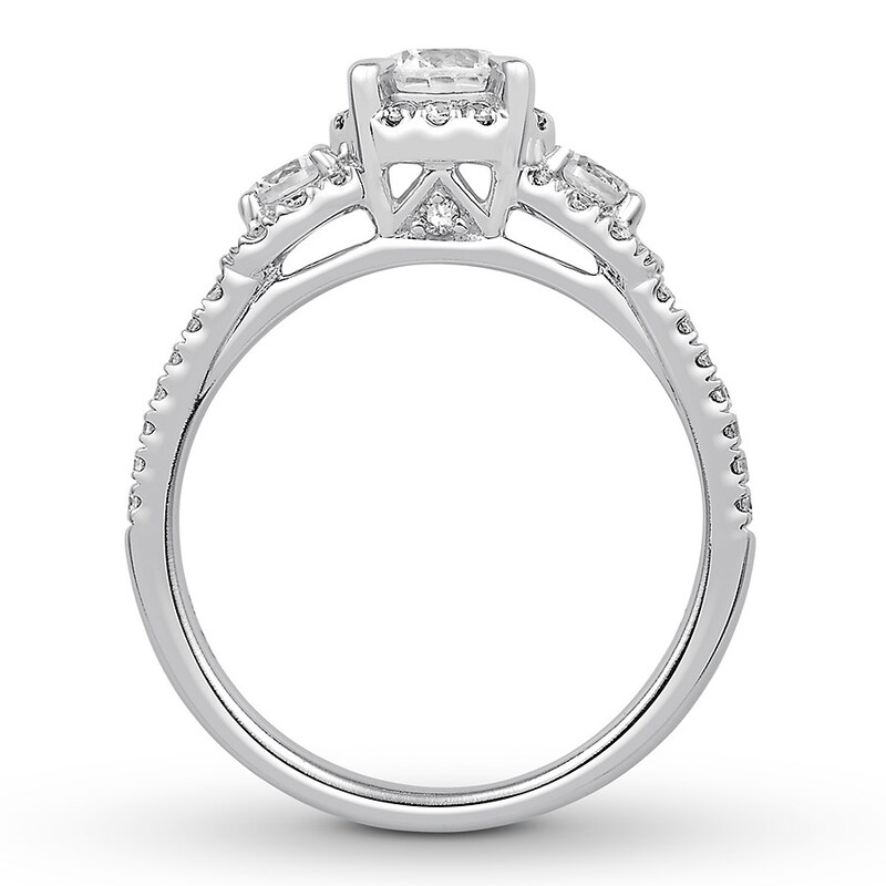 Main Image 2 of Previously Owned Diamond Engagement Ring 1-1/5 ct tw Round-cut 14K White Gold