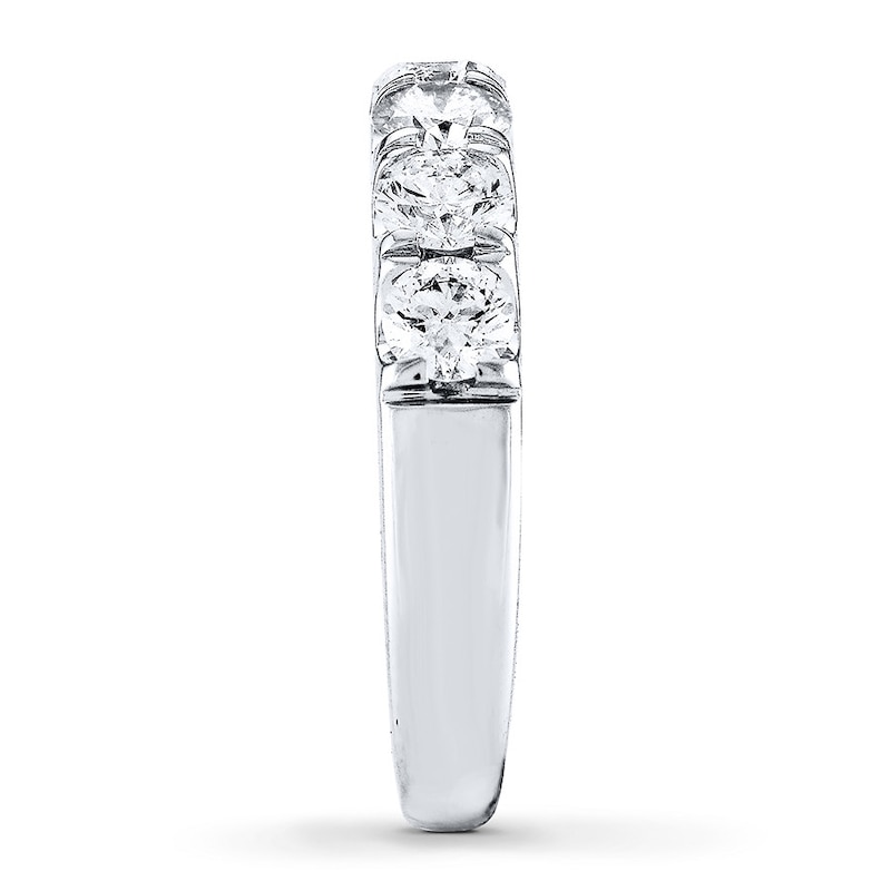 Previously Owned Diamond Anniversary Band 1-1/2 ct tw Round 18K White Gold