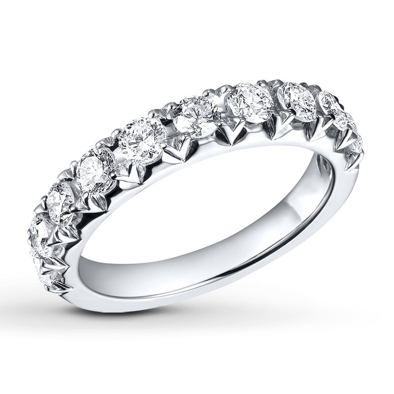 Main Image 1 of Previously Owned Diamond Band 3/4 ct tw Round-cut 14K White Gold