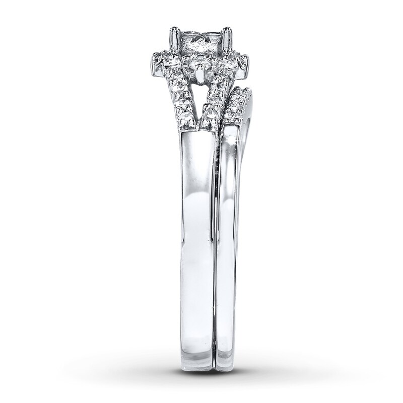 Main Image 3 of Previously Owned Diamond Bridal Set 1/3 ct tw Princess-cut 10K White Gold