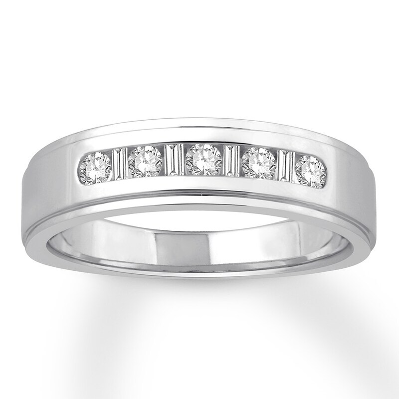 Main Image 1 of Previously Owned Men's Colorless Diamond Band 1/3 ct tw Round-cut 14K White Gold