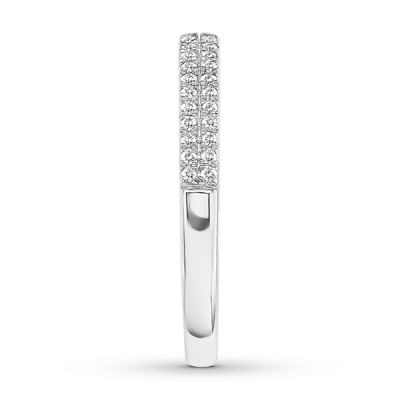 Main Image 3 of Previously Owned Diamond Anniversary Ring 1/4 carat tw Round 14K White Gold