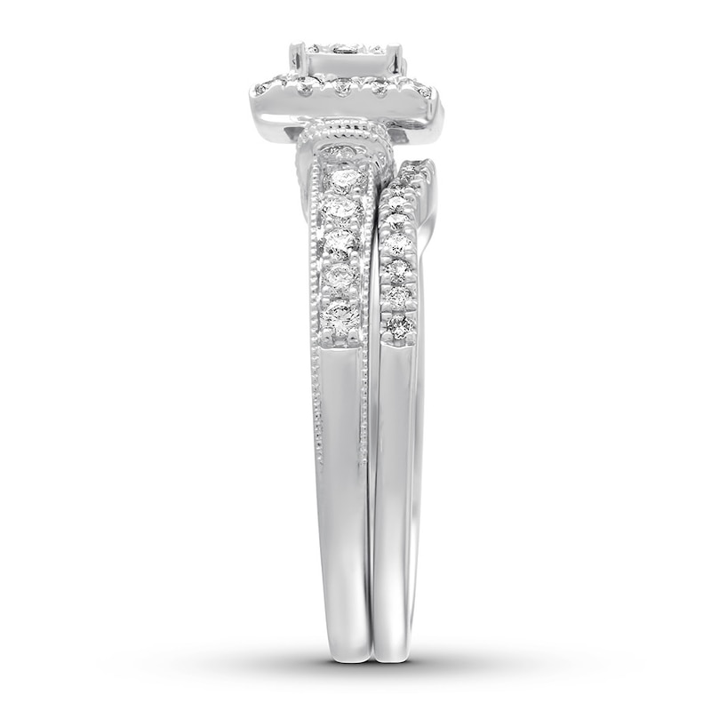 Main Image 3 of Previously Owned Diamond Bridal Set 1/2 ct tw Princess/Round/Baguette 14K Gold