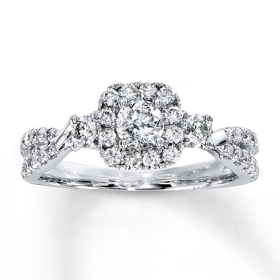 Previously Owned Diamond Engagement Ring 7/8 ct tw Roundcut 14K White