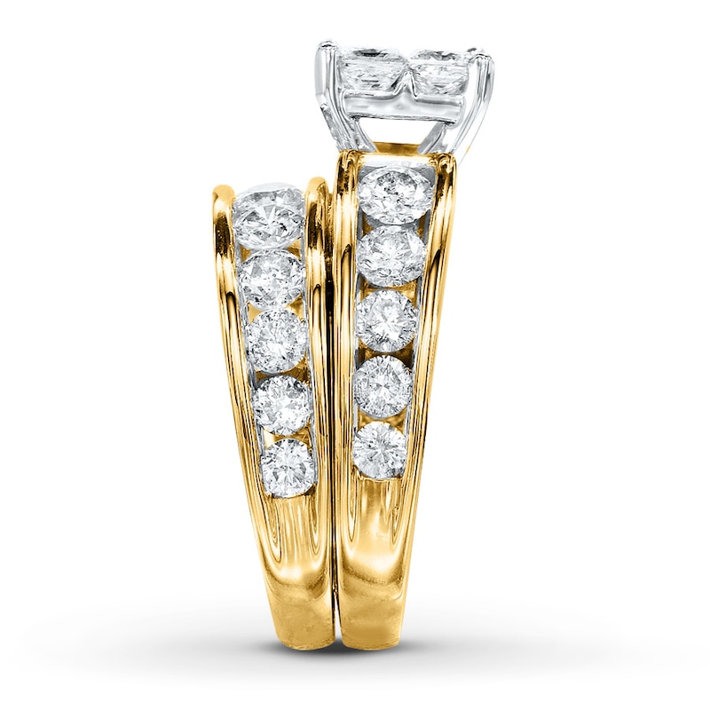 Main Image 3 of Previously Owned Diamond Bridal Set 4 ct tw Princess-cut 14K Yellow Gold